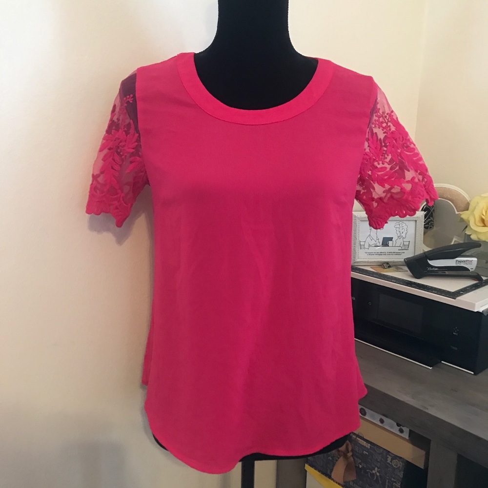 Agaci Hot Pink Lace Top EUC